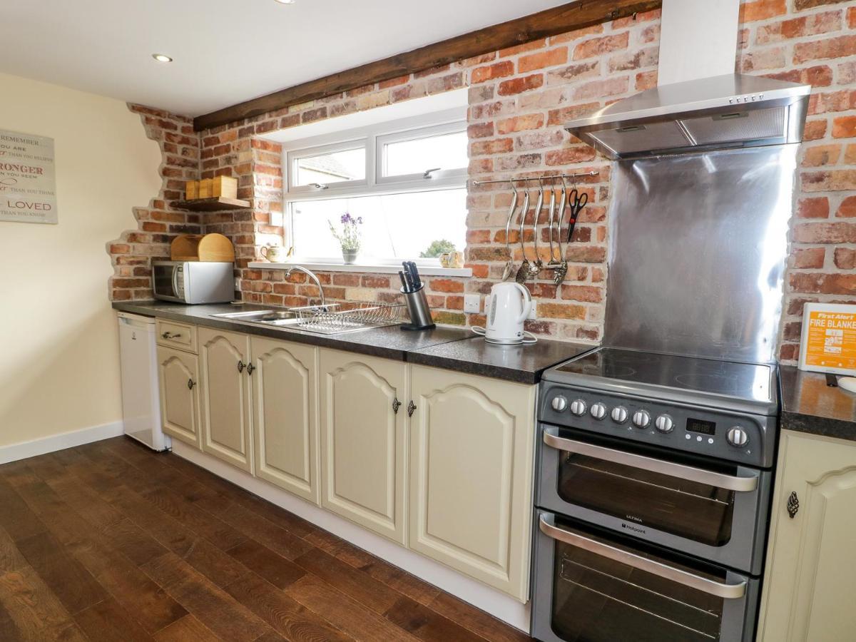 Ffynnonlwyd Cottage Llangynin Dış mekan fotoğraf